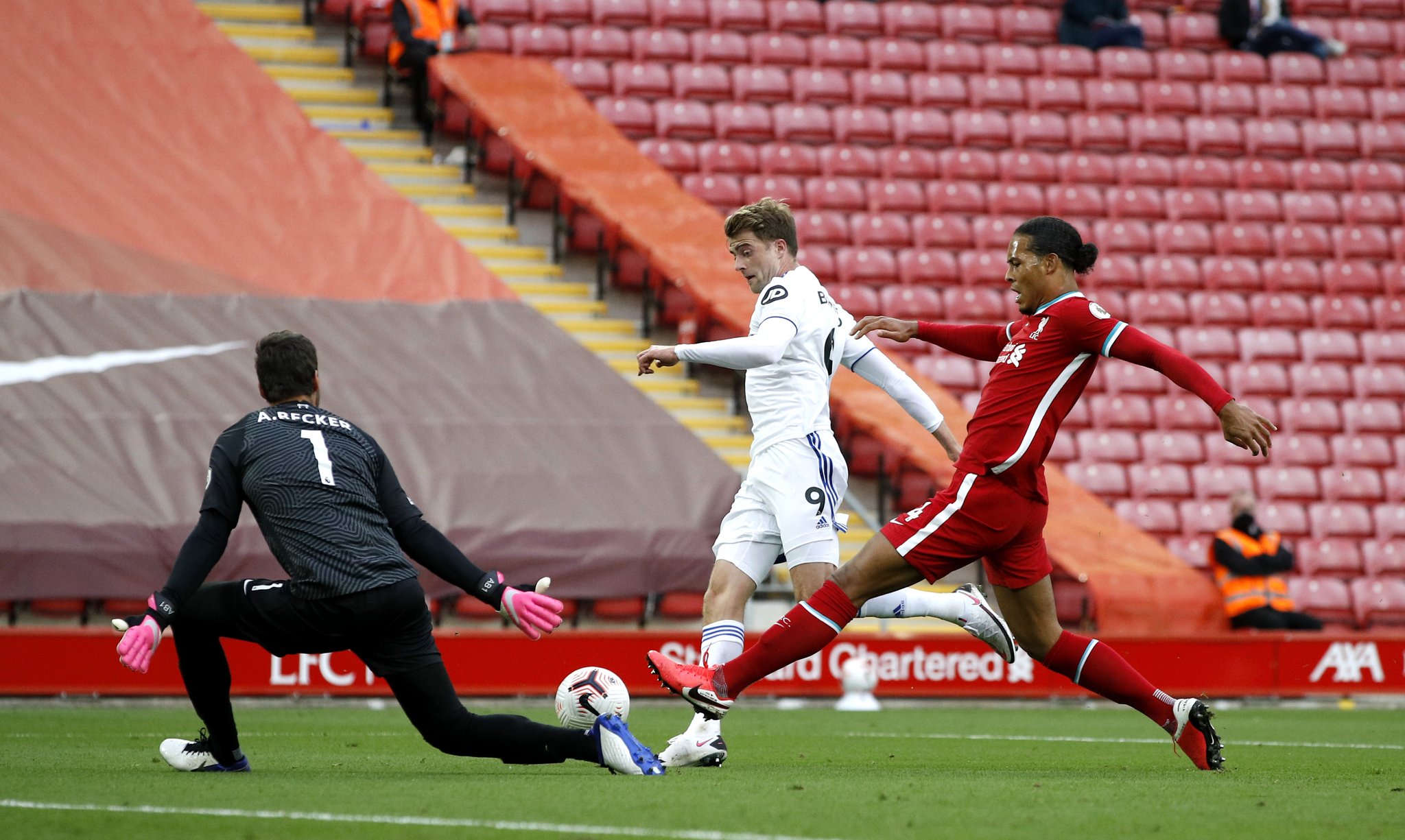 展现出的敏 展现出的敏