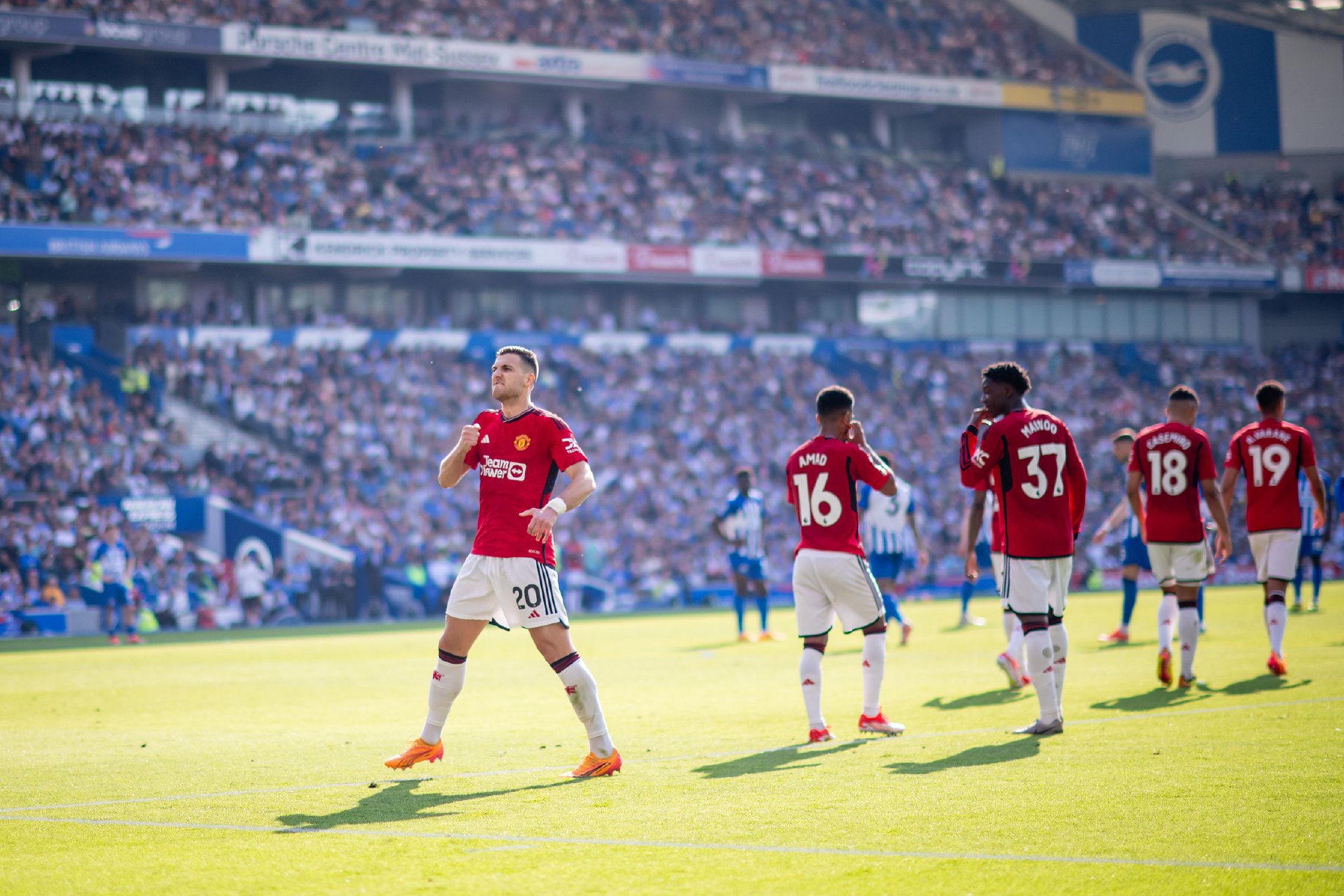 队马贝拉 队马贝拉